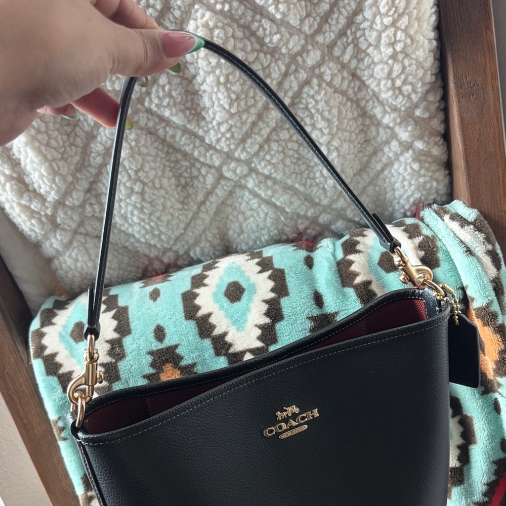 Coach CT803 Leather City Large Bucket Bag Gold/Black - Picture 4 of 8